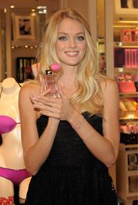 Lindsay Ellingson
