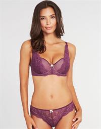 Katya Zalitko in lingerie