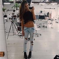 Pia Muehlenbeck taking a selfie