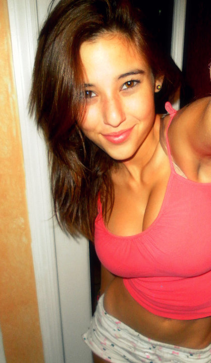 Angie Varona taking a selfie