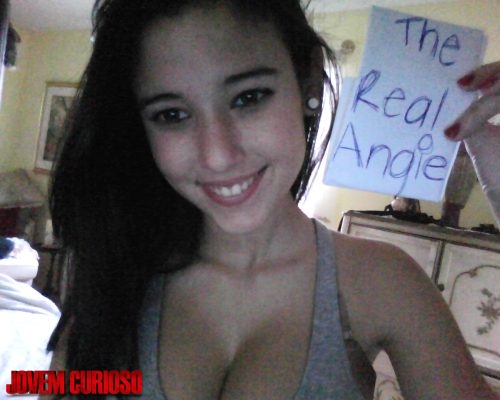 Angie Varona taking a selfie