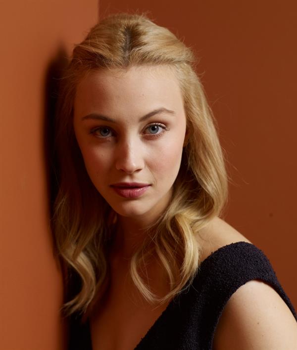 Sarah Gadon