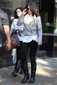 Selena Gomez gets her hair done at Blo in Vancouver on October 14, 2011