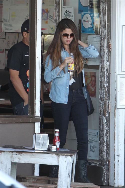 Selena Gomez goes shopping around Bondi Beach in Sydney on July 17, 2012 