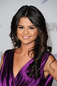 Selena Gomez - Justin Bieber Never Say Never Los Angeles Premiere