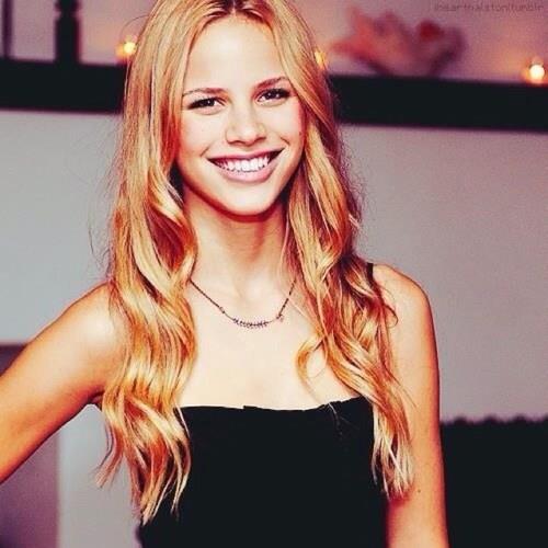 Halston Sage