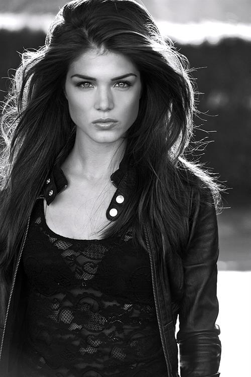 Marie Avgeropoulos