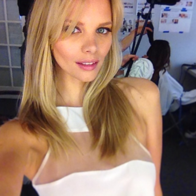Marloes Horst taking a selfie