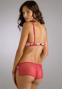 Jennifer Lamiraqui in lingerie - ass