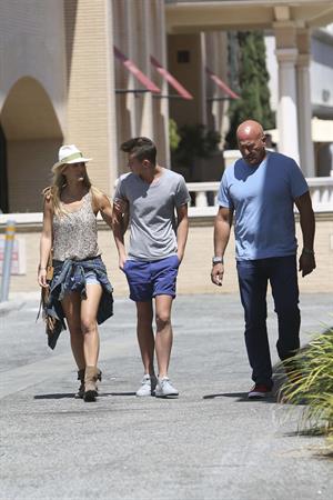 Bar Refaeli spending the afternoon with family in L.A. June 9, 2014