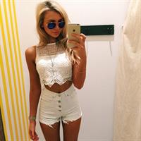 Gabrielle Grace Epstein taking a selfie