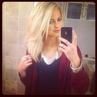 Emilie Voe Nereng taking a selfie