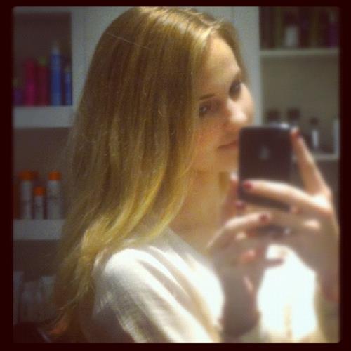 Emilie Voe Nereng taking a selfie