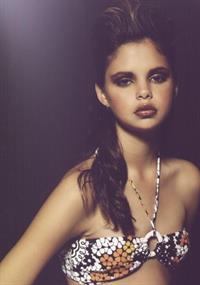 Samantha Harris (Australian Model) in a bikini