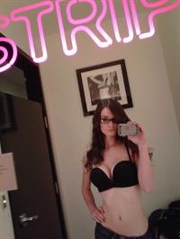 Kassie Lyn Logsdon in lingerie taking a selfie