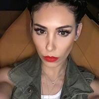 Bella Falconi taking a selfie