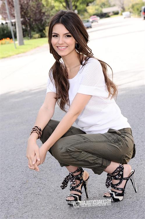 Victoria Justice 2011