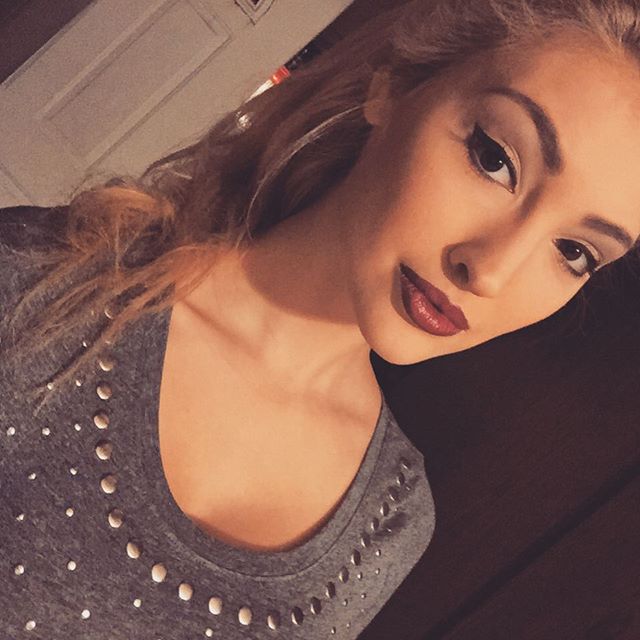 Anna Faith Carlson taking a selfie