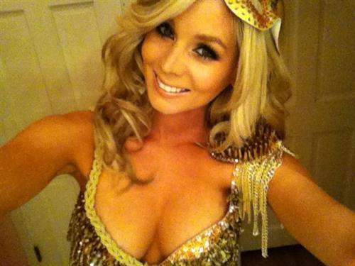 Sheridyn Fisher taking a selfie