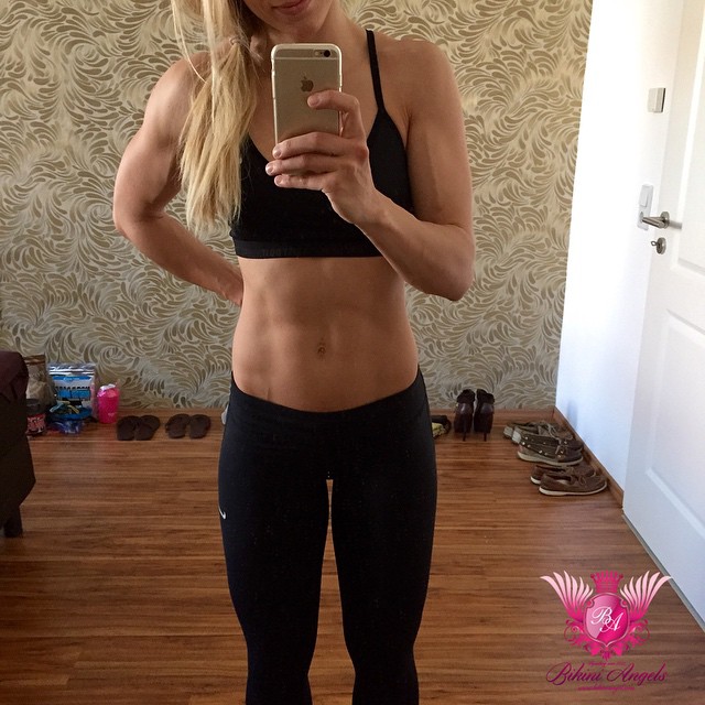 Adrienne Koleszár taking a selfie