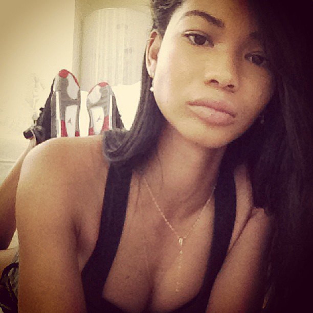 Chanel Iman taking a selfie