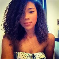 Alexandra Shipp taking a selfie