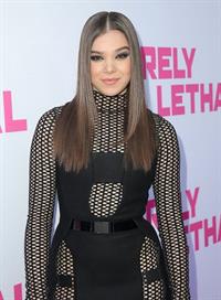 Hailee Steinfeld