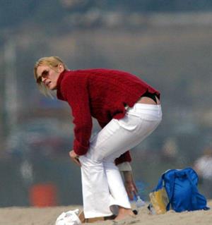 Uma Thurman - ass