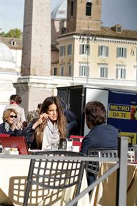 Kate Beckinsale On Set of The Face of an Angel in Rome November 11-2013 