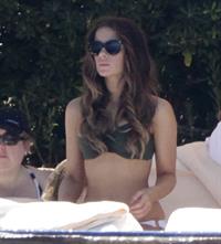 Kate Beckinsale in bikini as she fits in some sunbathing on family holiday in Mexico March 28-2013 