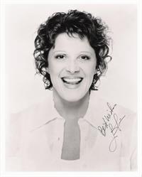 Linda Lavin