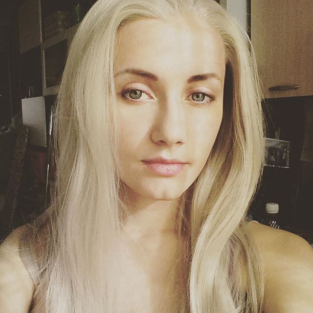 Natasha Firsakova taking a selfie