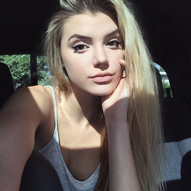 Alissa Violet