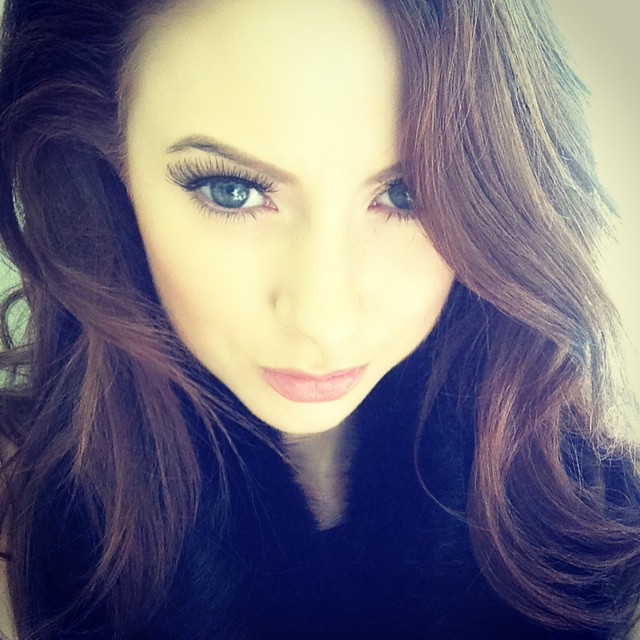 Laura Carter taking a selfie