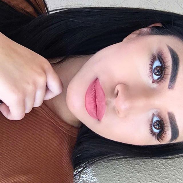 Julia Kelly taking a selfie