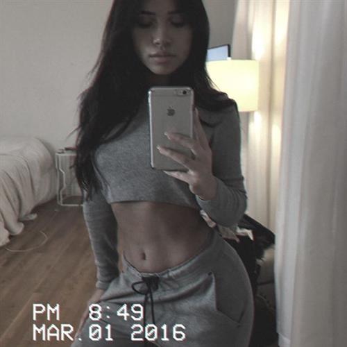 Julia Kelly taking a selfie