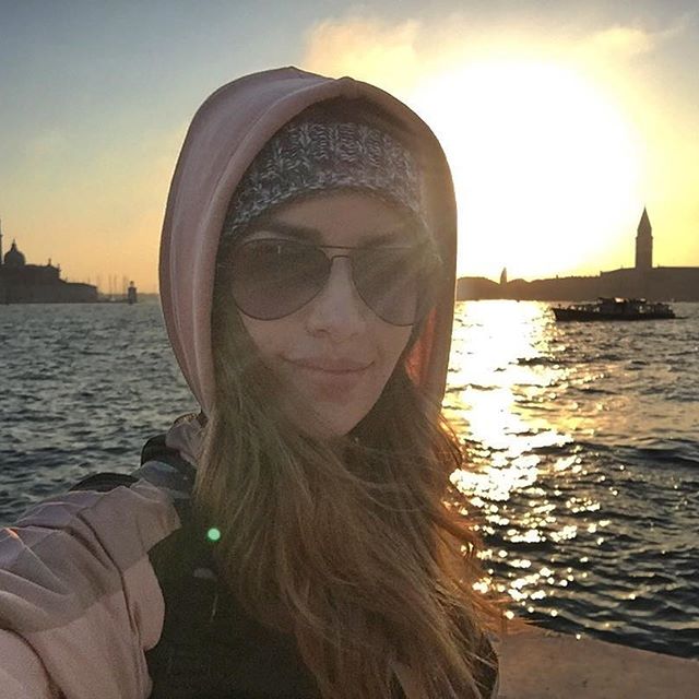 Mercedes Terrell taking a selfie