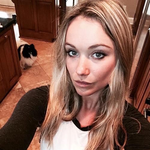 Katrina Bowden taking a selfie