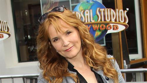 Lea Thompson