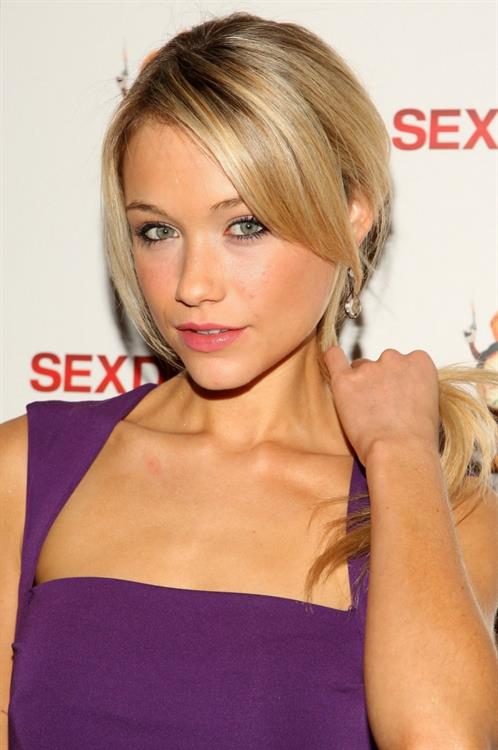 Katrina Bowden