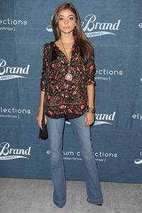 Sarah Hyland in Jeans