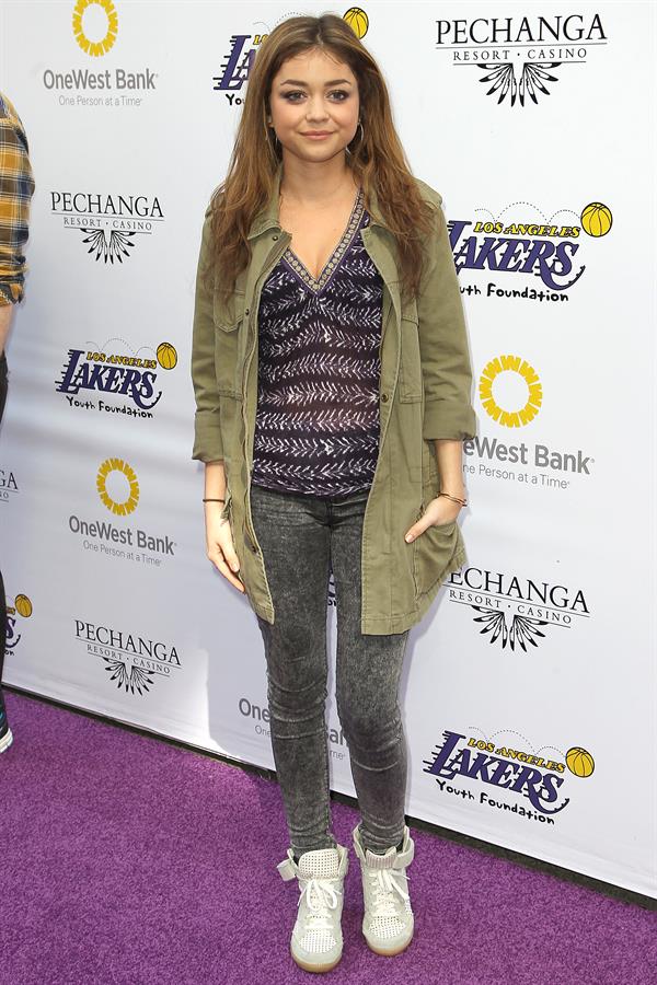 Sarah Hyland at the 2013 Lakers Casino Night in LA March 10, 2013