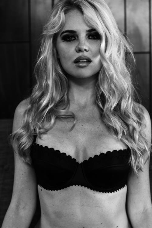 Kayslee Don Collins in a bikini