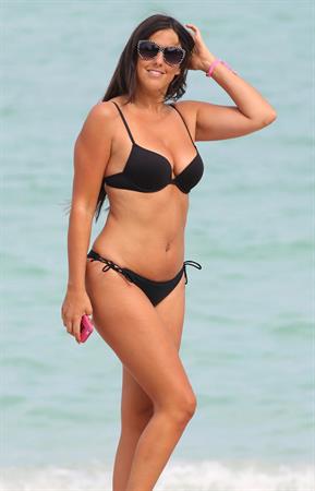 Claudia Romani celebrating her birthday on the beach