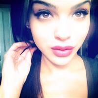 Lisa Ramos taking a selfie