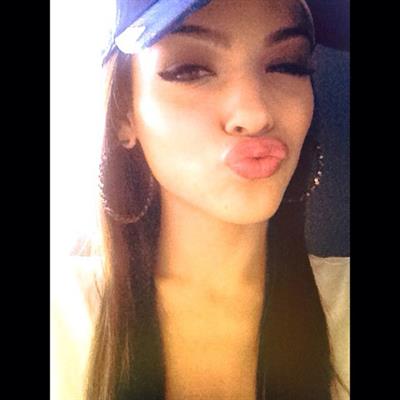 Lisa Ramos taking a selfie