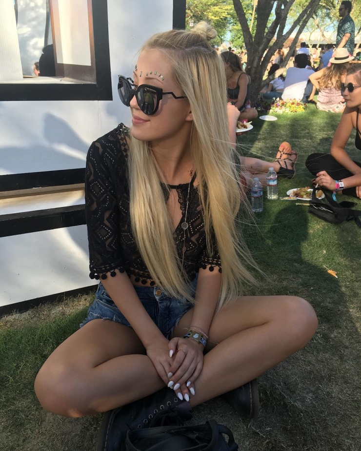 Ava Sambora