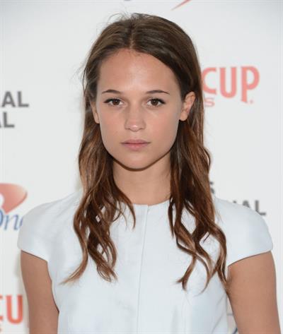 Alicia Vikander