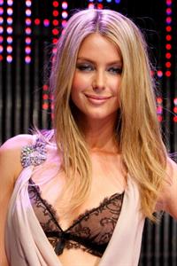 Jennifer Hawkins in lingerie