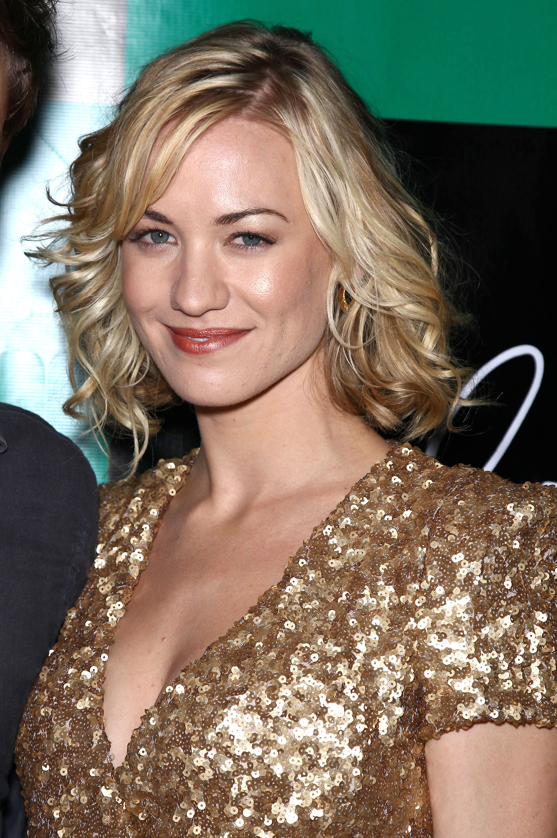 Yvonne Strahovski